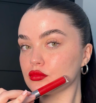 red-lips-red-gloss-gloss-matte